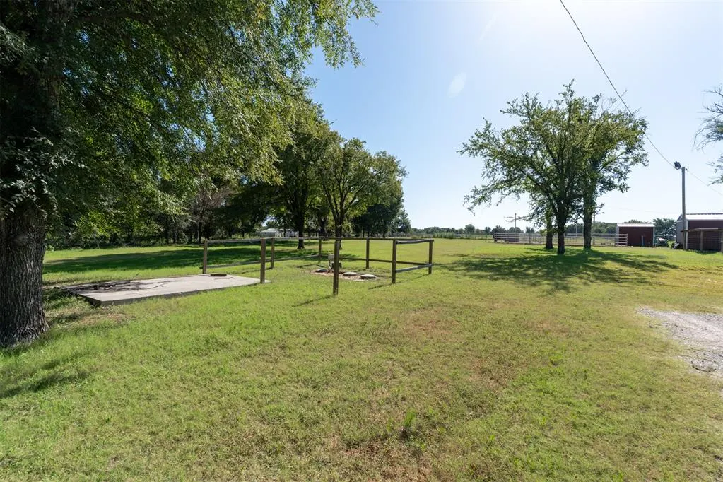 Photo 27 — 98038 N 3745 Road, Okemah, OK 74859