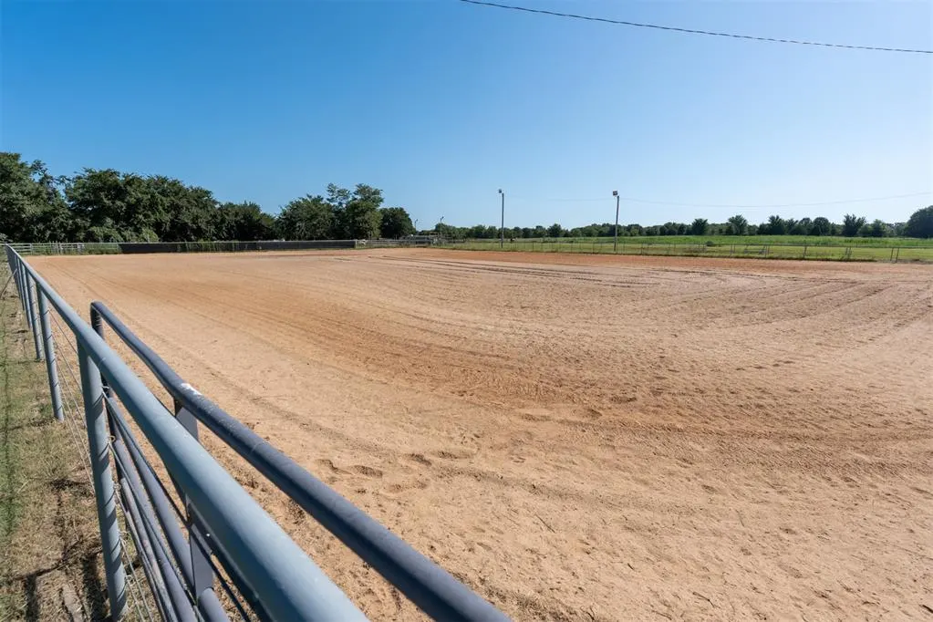Photo 34 — 98038 N 3745 Road, Okemah, OK 74859