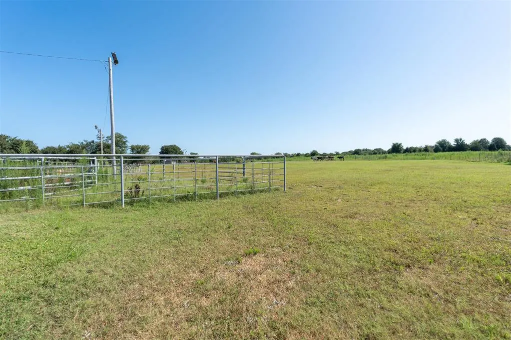 Photo 37 — 98038 N 3745 Road, Okemah, OK 74859