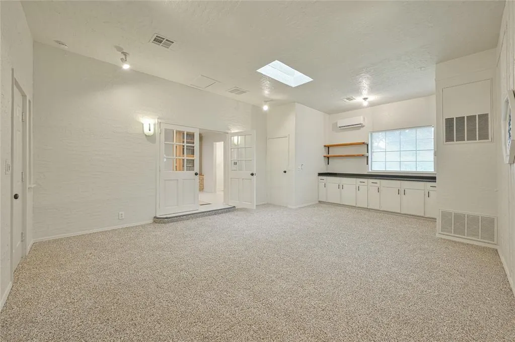 Photo 21 — 1715 Edwards Avenue, Oklahoma City, OK 73111