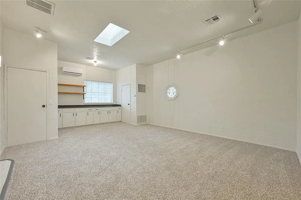Photo 22 — 1715 Edwards Avenue, Oklahoma City, OK 73111