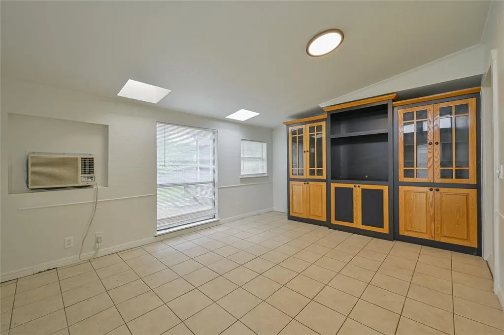Photo 32 — 1715 Edwards Avenue, Oklahoma City, OK 73111