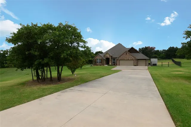 Photo 2 — 17771 Piper Glen Drive, Choctaw, OK 73020