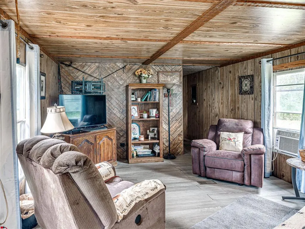 Photo 11 — 9115 Flat Armadillo Road, Lexington, OK 73051