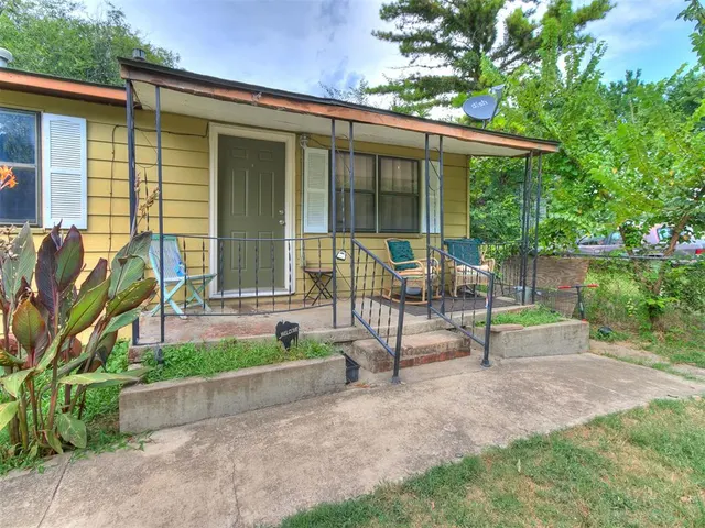 Photo 3 — 419 E Ash Street, Lexington, OK 73051
