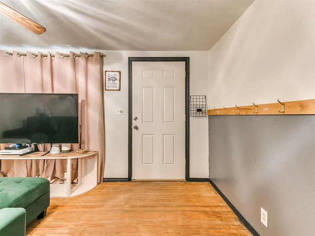 Photo 5 — 419 E Ash Street, Lexington, OK 73051