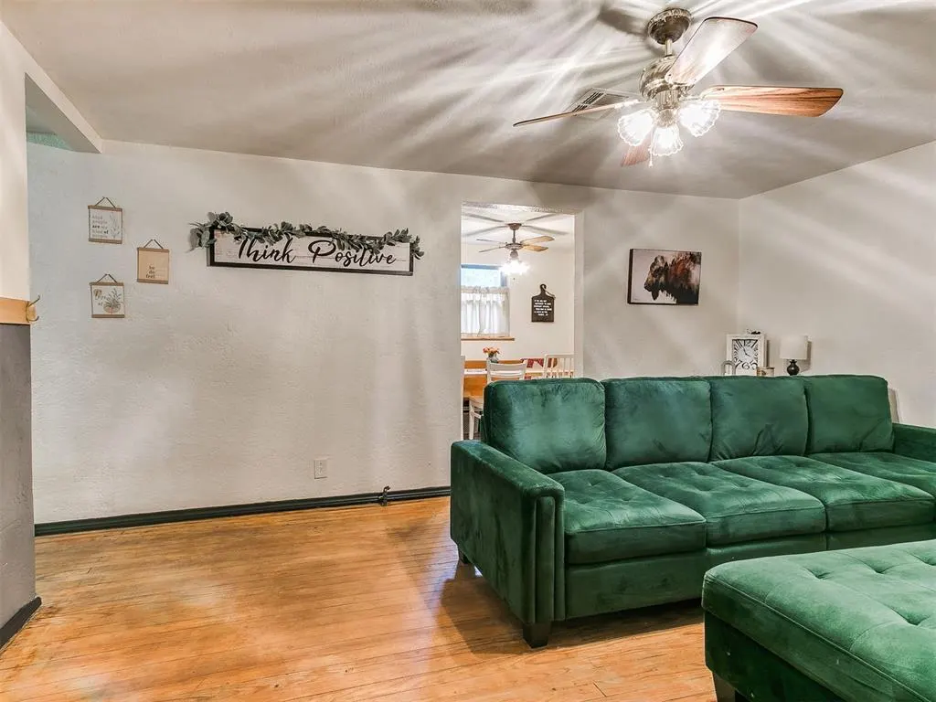 Photo 8 — 419 E Ash Street, Lexington, OK 73051
