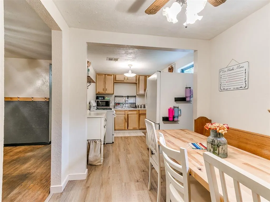 Photo 17 — 419 E Ash Street, Lexington, OK 73051