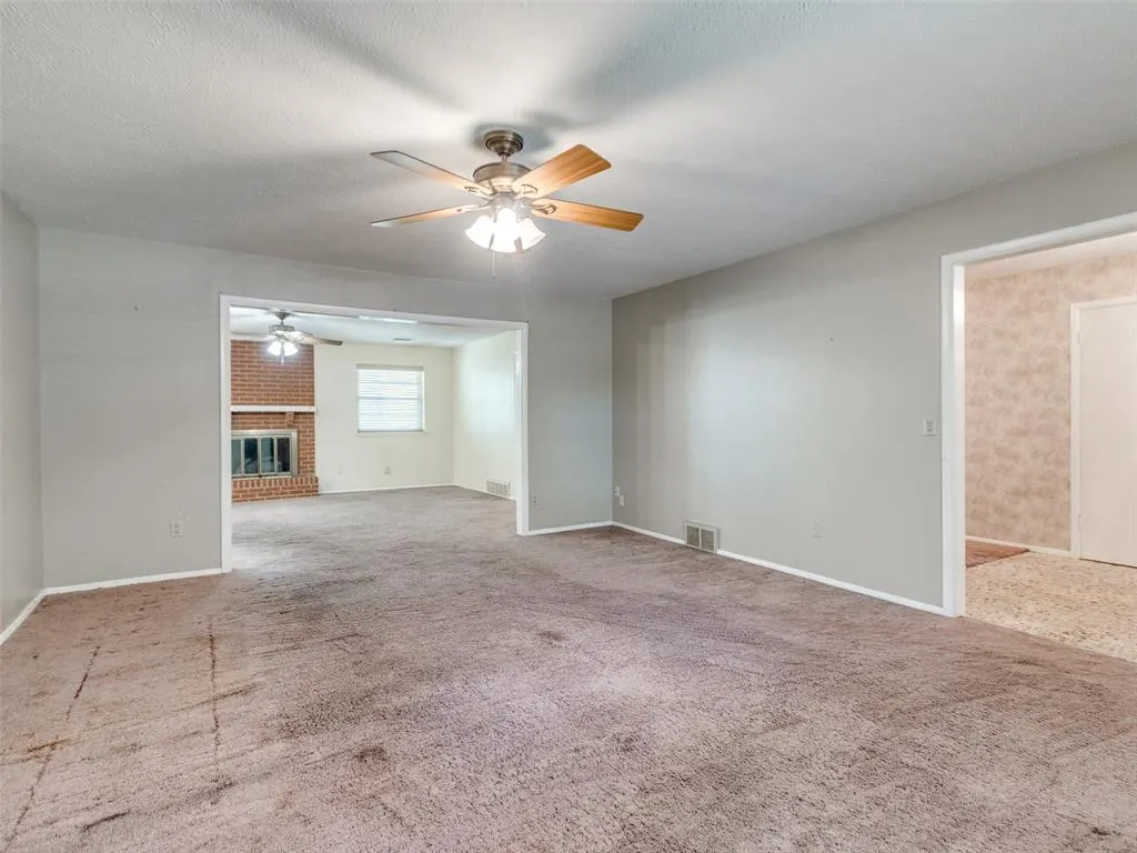 Photo 4 — 6829 NW 27th Street, Bethany, OK 73008