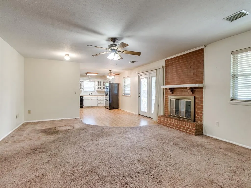 Photo 6 — 6829 NW 27th Street, Bethany, OK 73008