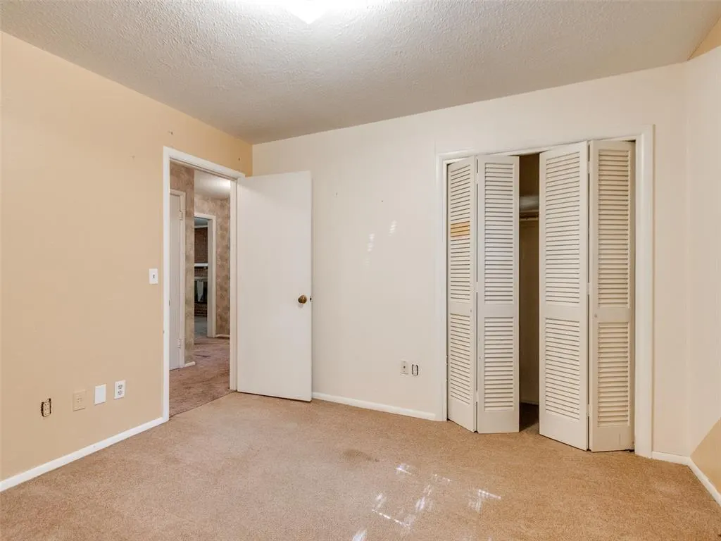 Photo 18 — 6829 NW 27th Street, Bethany, OK 73008