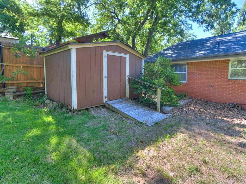 Photo 26 — 6829 NW 27th Street, Bethany, OK 73008