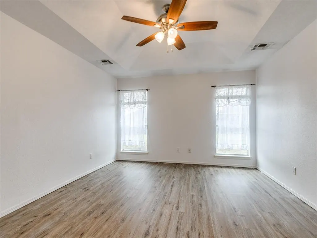 Photo 13 — 1717 Foxfire Road, Edmond, OK 73003