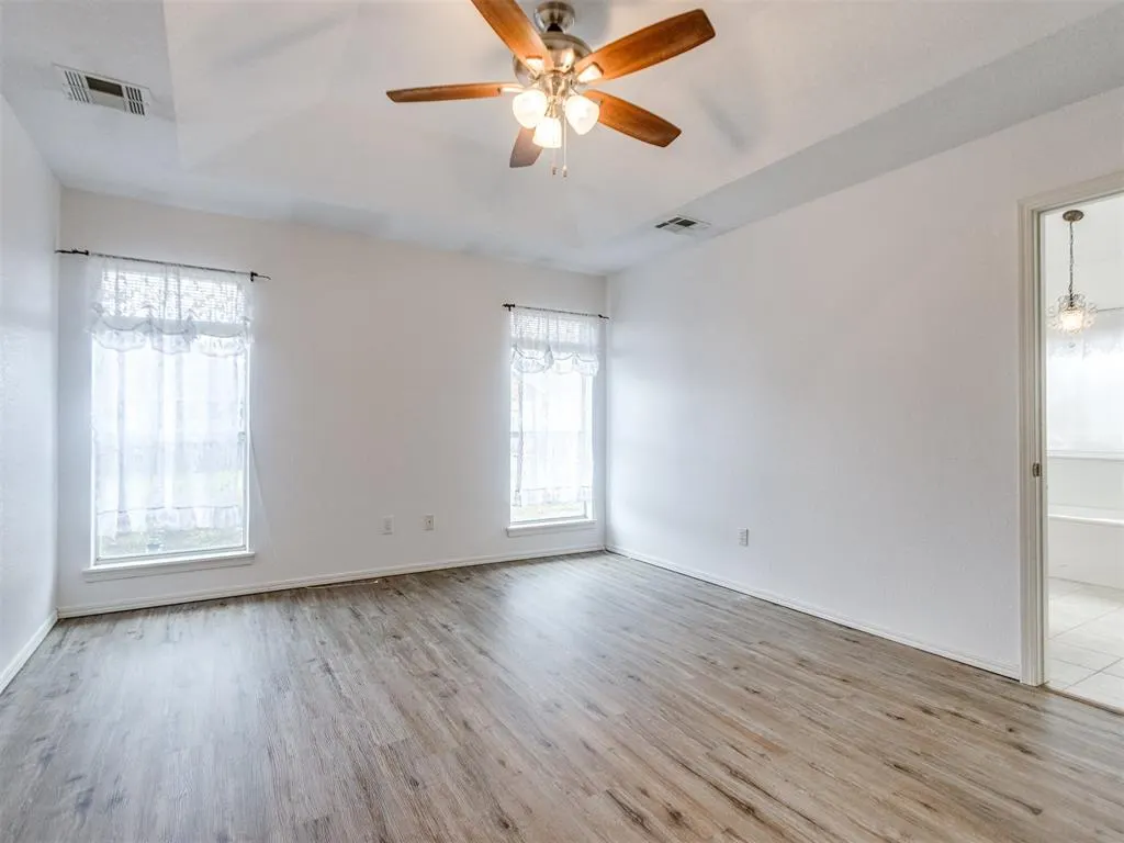Photo 14 — 1717 Foxfire Road, Edmond, OK 73003
