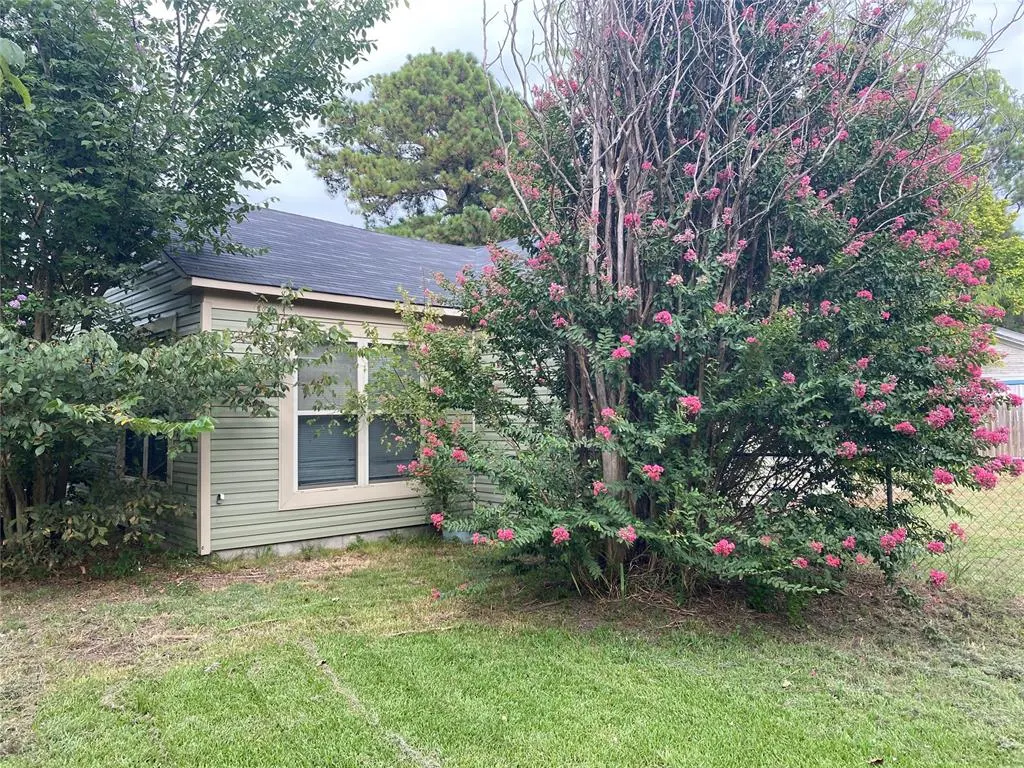 Photo 22 — 603 N Burns Street, Holdenville, OK 74848