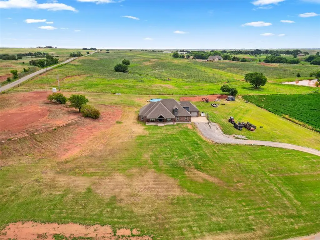 Photo 4 — 1555 County Road 1330, Chickasha, OK 73018