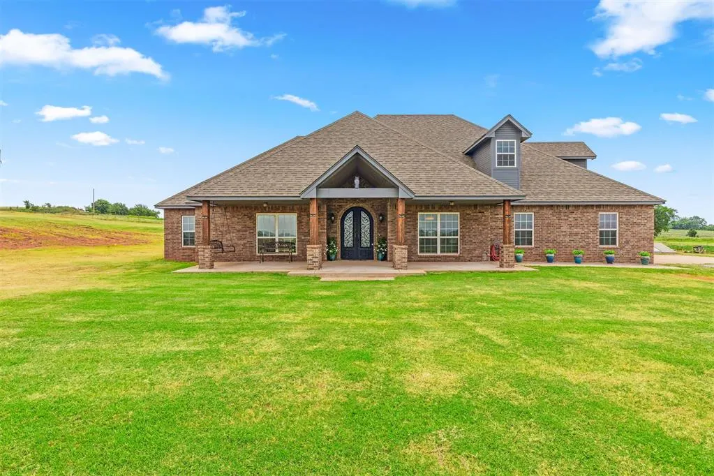 Front exterior — 1555 County Road 1330, Chickasha, OK 73018