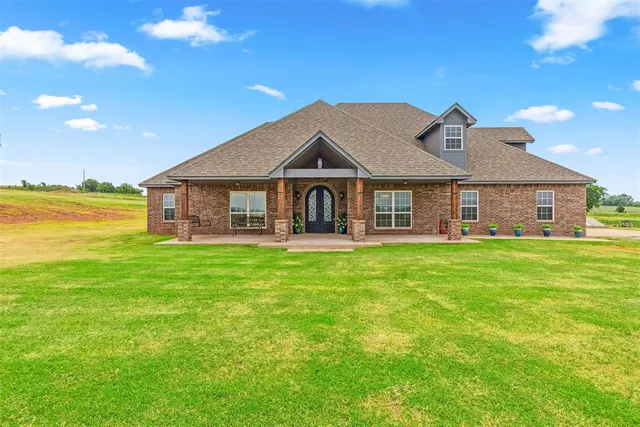 Front exterior — 1555 County Road 1330, Chickasha, OK 73018