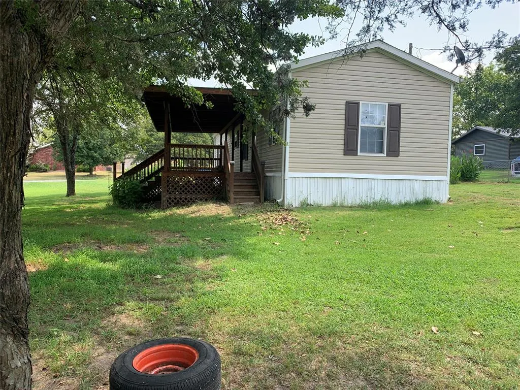 Photo 7 — 277 N Erie Street, Canadian, OK 74425