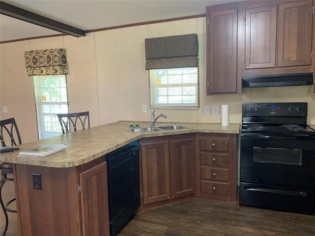 Photo 13 — 277 N Erie Street, Canadian, OK 74425