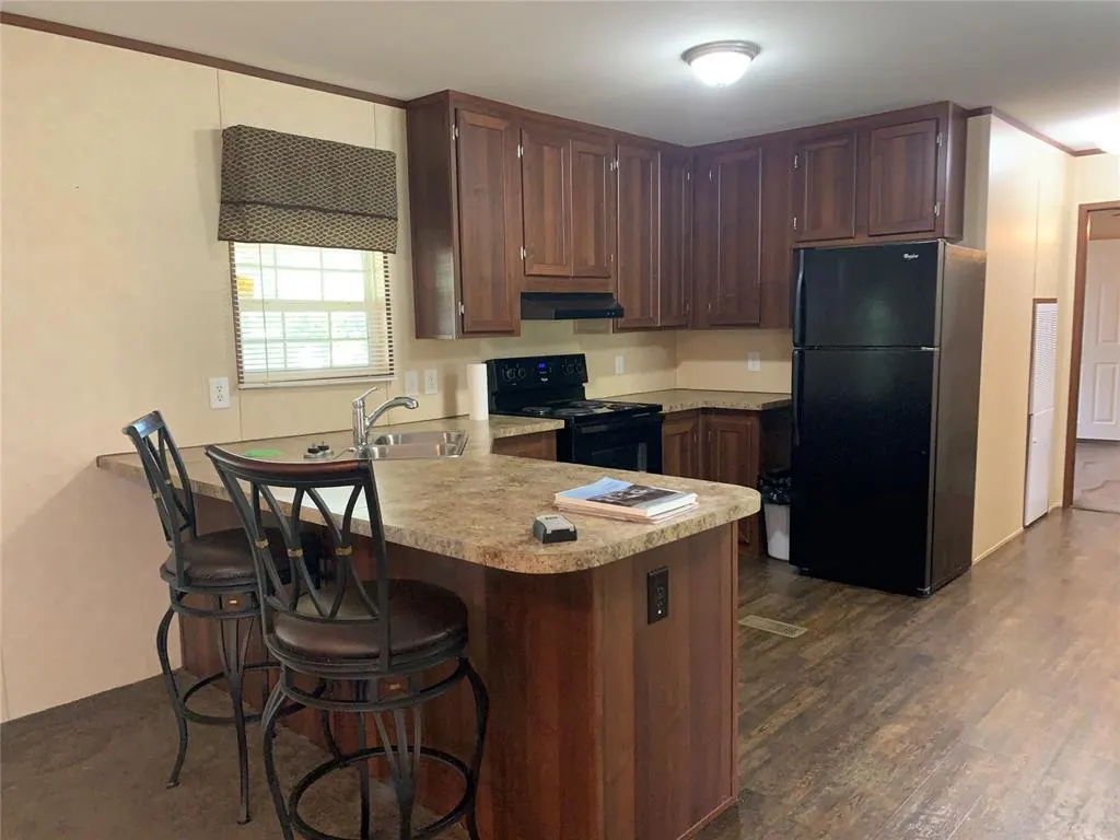 Photo 14 — 277 N Erie Street, Canadian, OK 74425