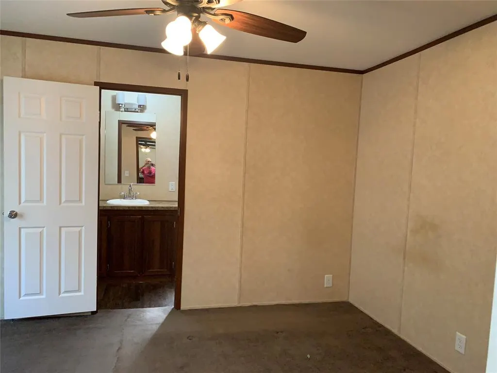 Photo 16 — 277 N Erie Street, Canadian, OK 74425