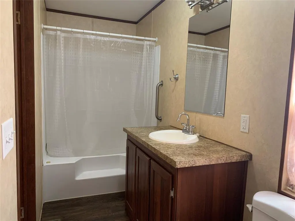Photo 19 — 277 N Erie Street, Canadian, OK 74425