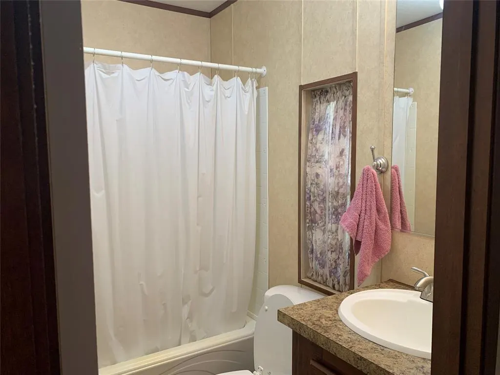 Photo 22 — 277 N Erie Street, Canadian, OK 74425