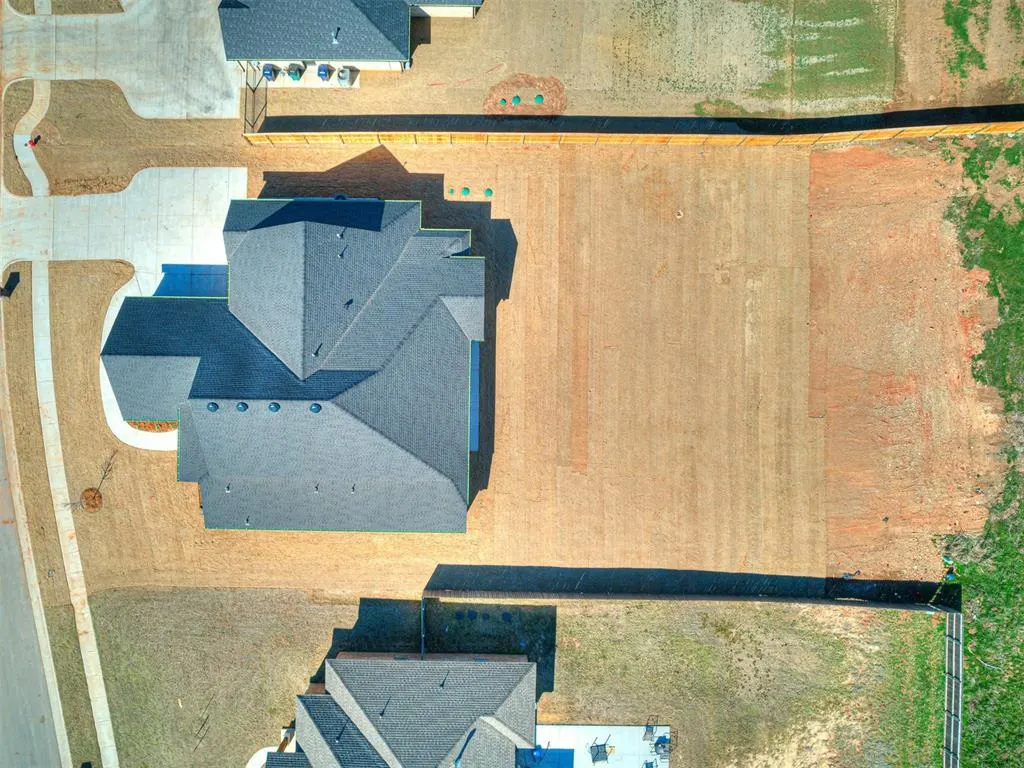 Photo 5 — 9608 Sultans Water Way, Yukon, OK 73099