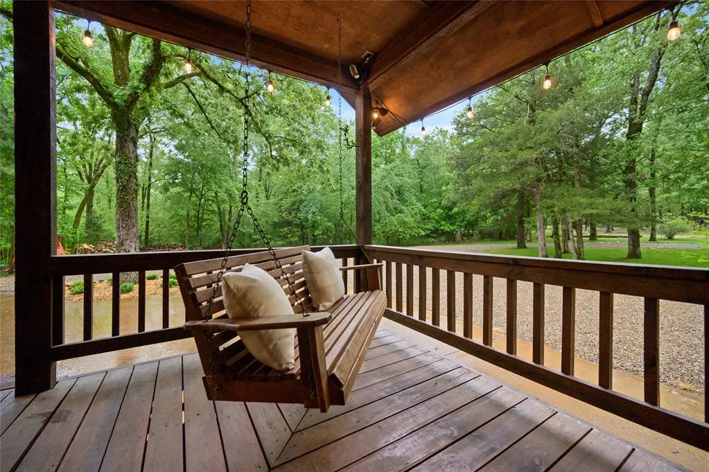 Photo 4 — 248 Woodland Circle, Broken Bow, OK 74728