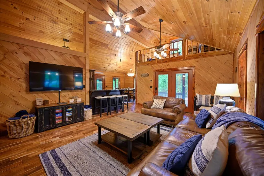 Photo 5 — 248 Woodland Circle, Broken Bow, OK 74728