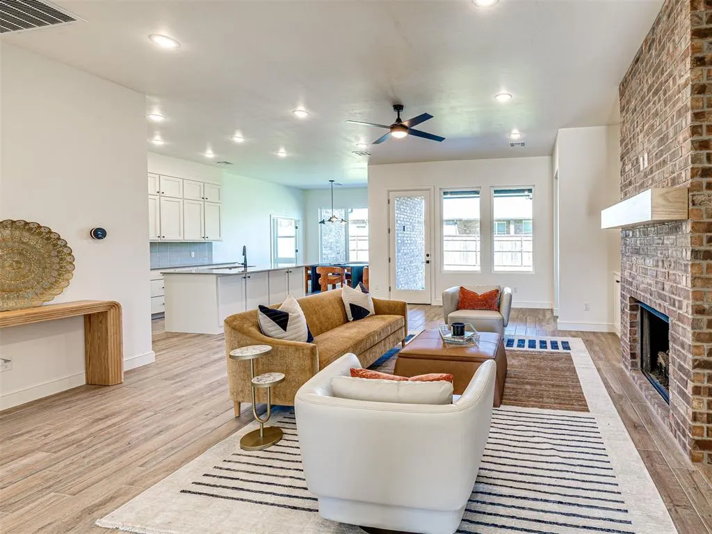Photo 7 — 11013 NW 19th Street, Yukon, OK 73099