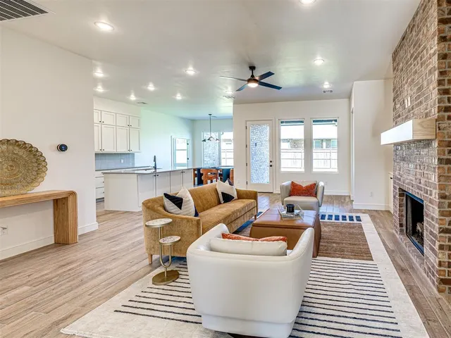 Photo 7 — 11013 NW 19th Street, Yukon, OK 73099