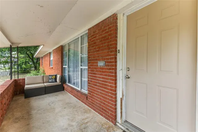 Photo 4 — 215 N Divsion Street, Konawa, OK 74849
