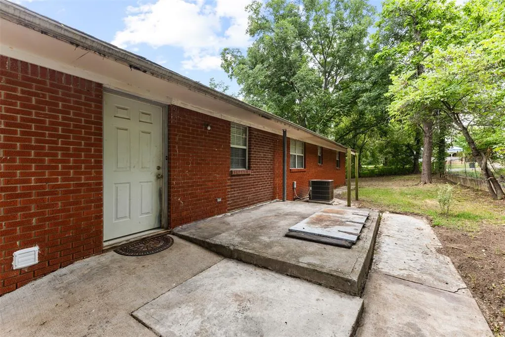 Photo 26 — 215 N Divsion Street, Konawa, OK 74849