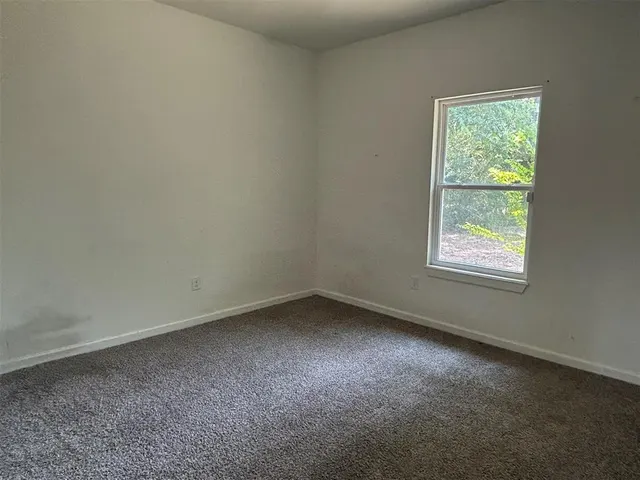 Photo 7 — 1136 NW 99th Street, Oklahoma City, OK 73114