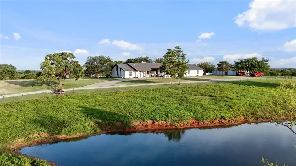 Front exterior — 31876 SH-76 Highway, Elmore City, OK 73433