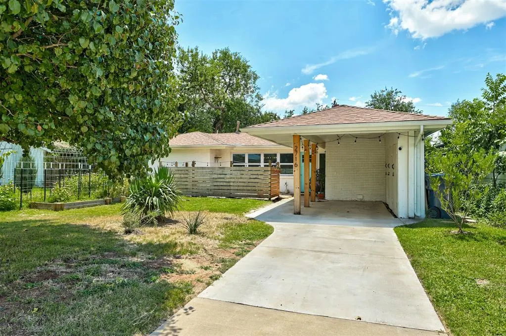 Photo 3 — 2716 NW 49th Street, Oklahoma City, OK 73112