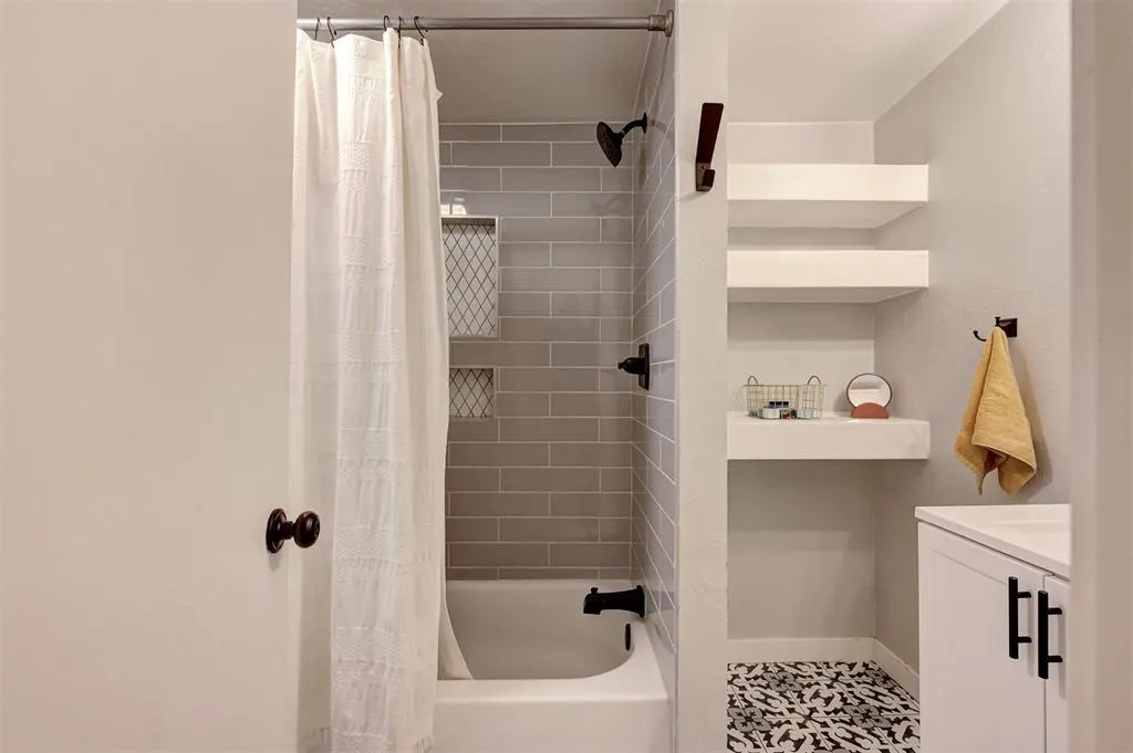 Photo 40 — 2716 NW 49th Street, Oklahoma City, OK 73112