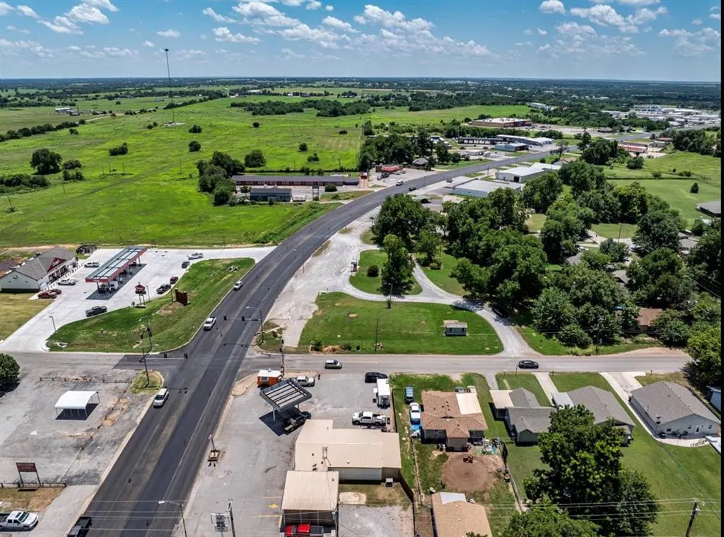 Photo 6 — 1007 S Broadway Street, Marlow, OK 73055