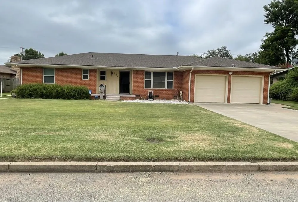 Photo 4 — 806 W Colorado Avenue, Anadarko, OK 73005