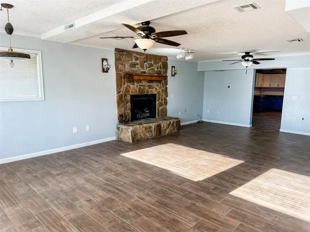 Photo 7 — 409 S Stanley Boulevard, Fort Cobb, OK 73038