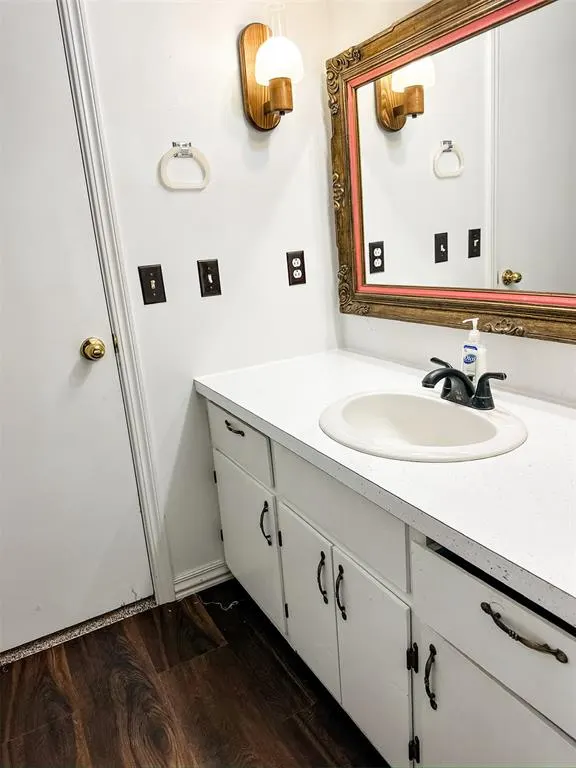 Photo 28 — 409 S Stanley Boulevard, Fort Cobb, OK 73038