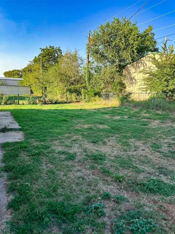 Photo 35 — 409 S Stanley Boulevard, Fort Cobb, OK 73038