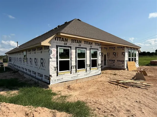 Photo 6 — 3201 Canadian Trail Court, Noble, OK 73068