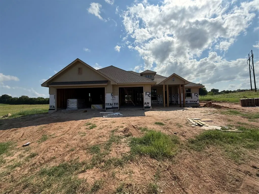 Front exterior — 3200 Canadian Trail Court, Noble, OK 73068