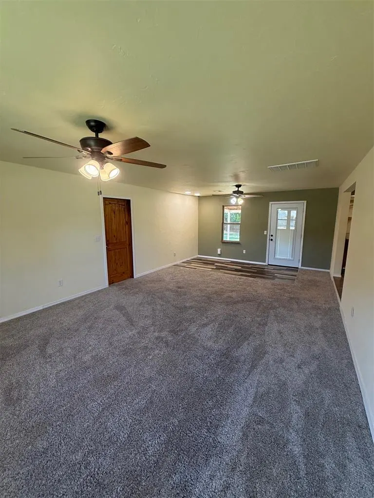 Photo 14 — 331 W Carl Hubbell Boulevard, Meeker, OK 74855