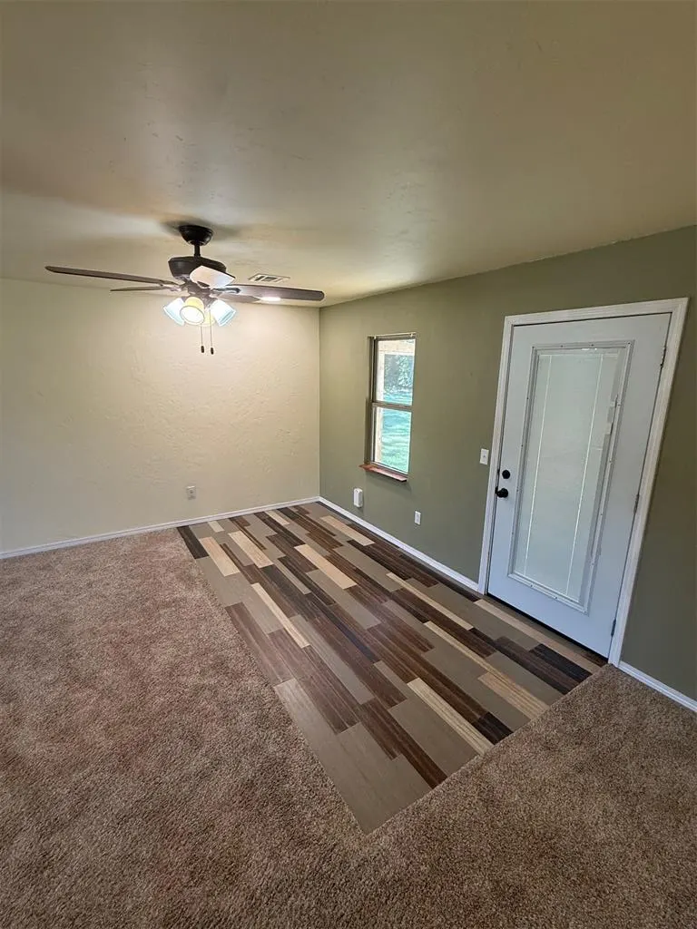 Photo 15 — 331 W Carl Hubbell Boulevard, Meeker, OK 74855