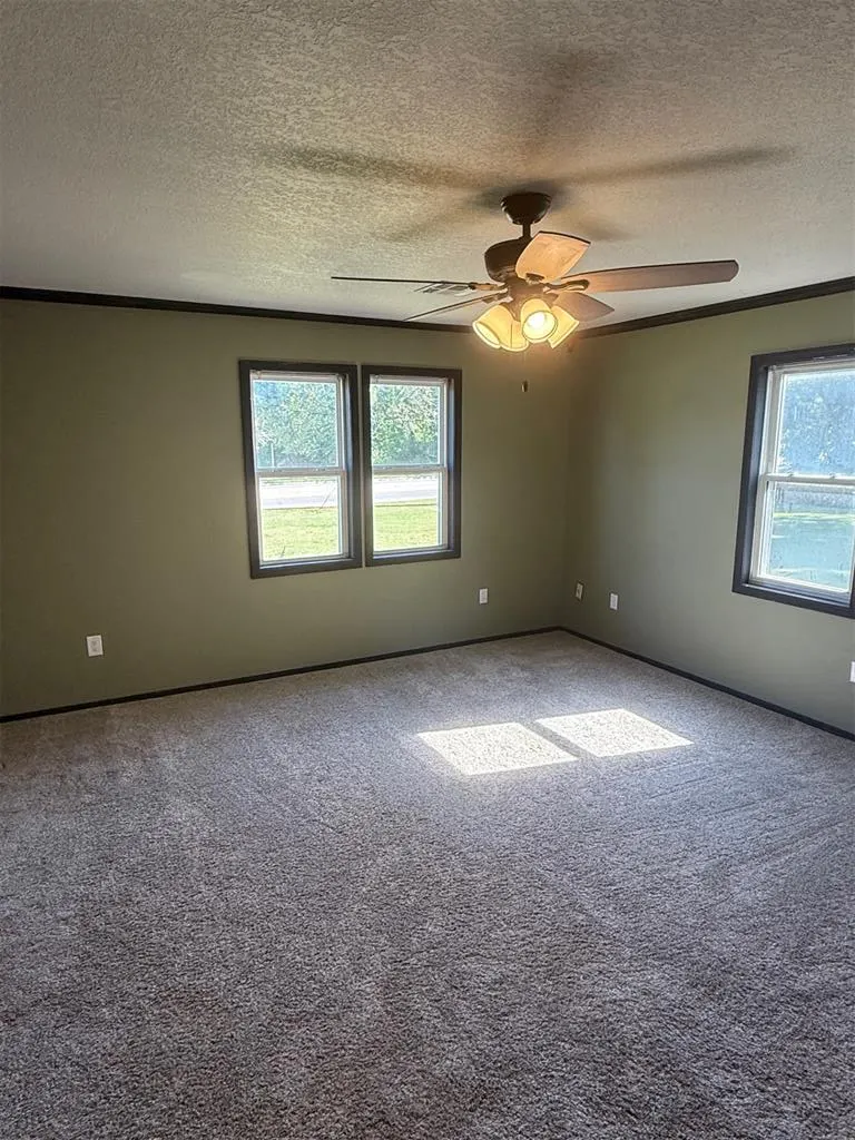 Photo 16 — 331 W Carl Hubbell Boulevard, Meeker, OK 74855