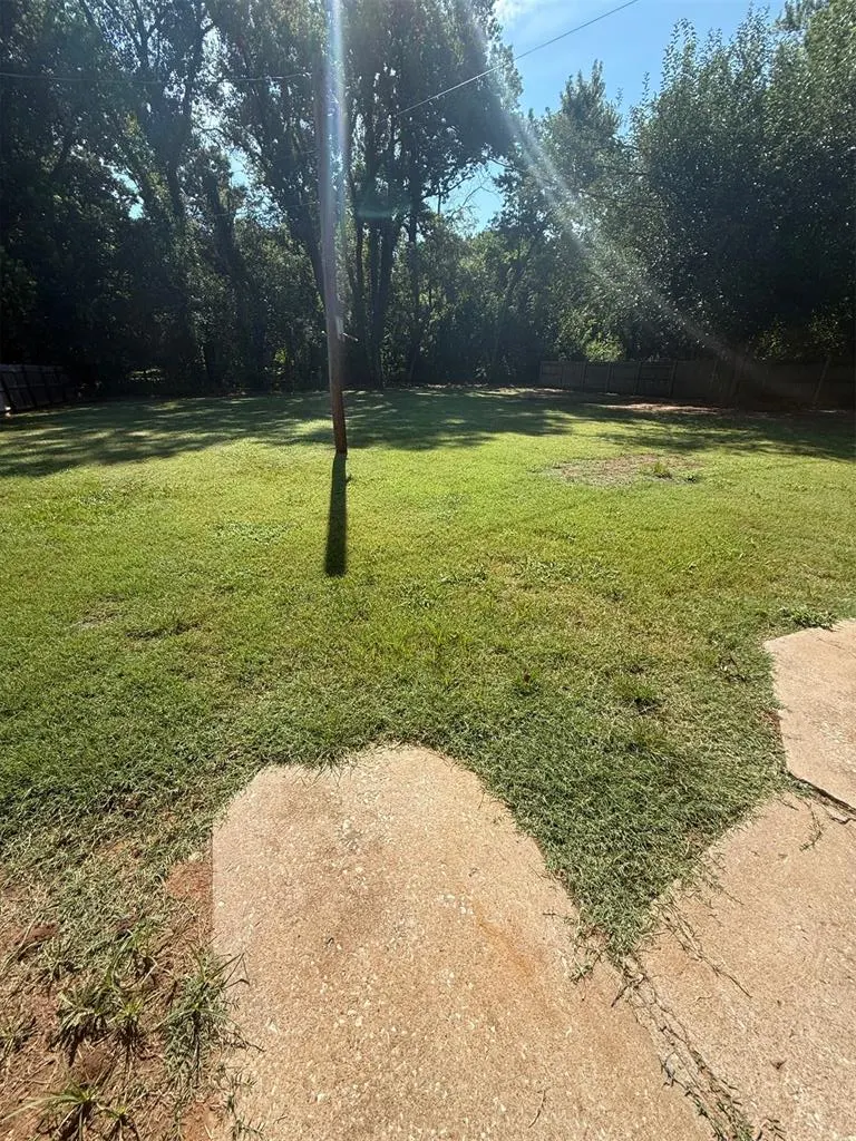 Photo 39 — 331 W Carl Hubbell Boulevard, Meeker, OK 74855